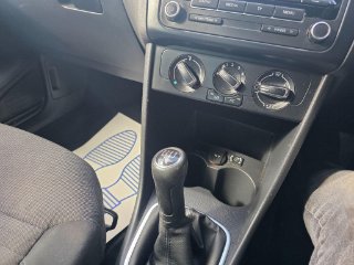 /photos/11907/5de66c21-666d-4f81-b82e-6fcfa67436ea_i320x240.jpg